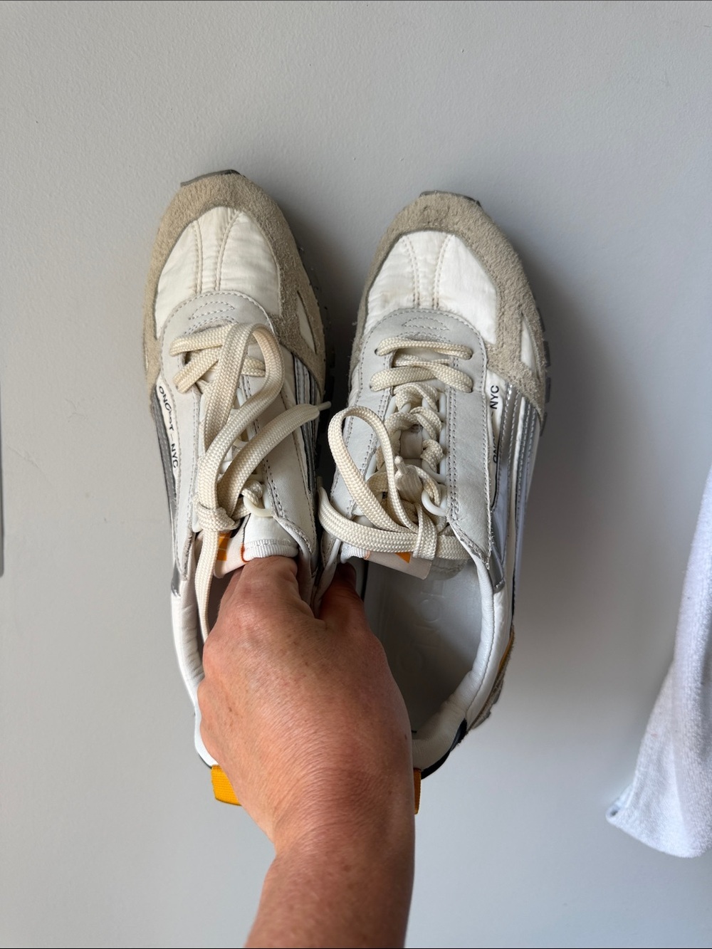 Oncept NYC Toronto Sneakers Men’s 9 Women’s 10.5-11 suede & fabric silver white - Picture 7 of 15